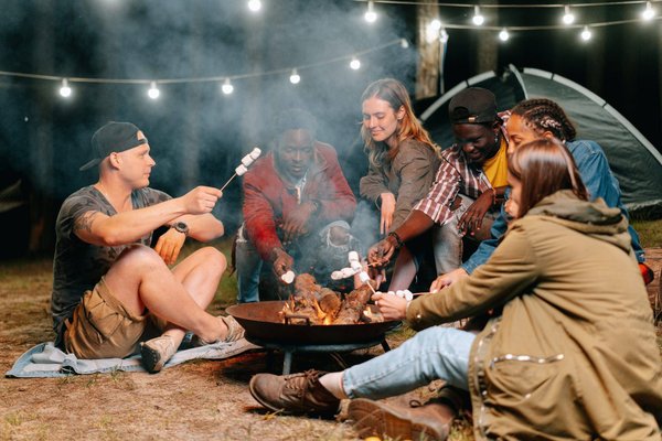 Explorer la différence entre les campings côtiers et non côtiers en Loire Atlantique