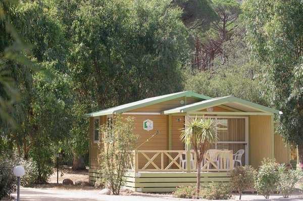 Explorez Calvi depuis le confort d'un mobil-home