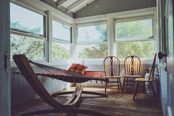 Pourquoi la climatisation des mobil-homes dans les campings de Vias est indispensable ?